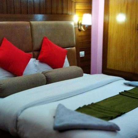 Dormico'S Hotel Snowbird Манали Экстерьер фото